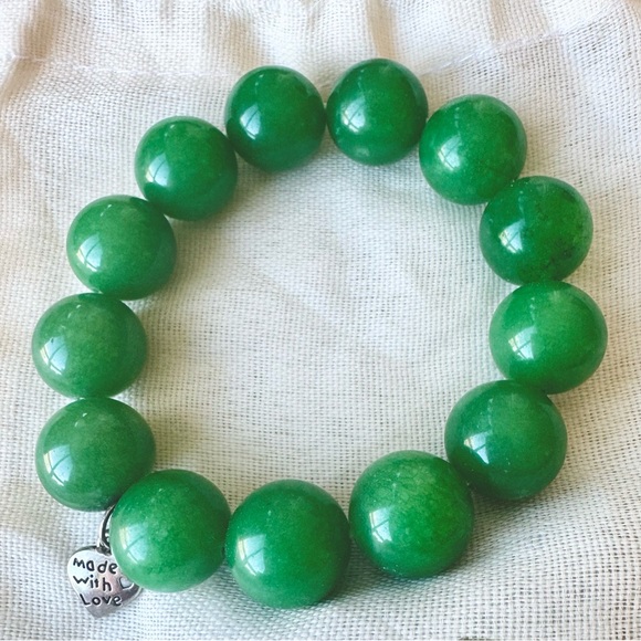 Karma and Luck Jade Bracelet - Picture 2 of 3